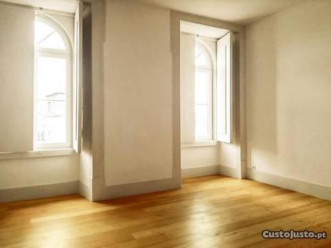 Chiado: Apartamento T3 a estrear