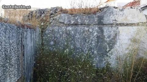 terreno urbano em Trajouce