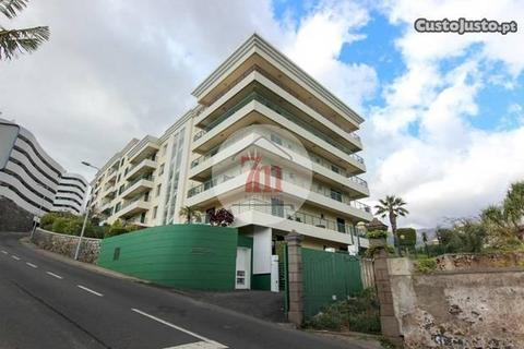 Apartamento T2, Funchal - São Martinho