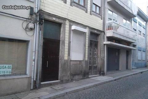 Andar Moradia em Álvaro Castelões - Porto