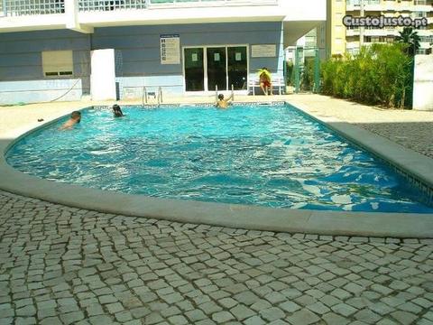 Apartamento c piscina