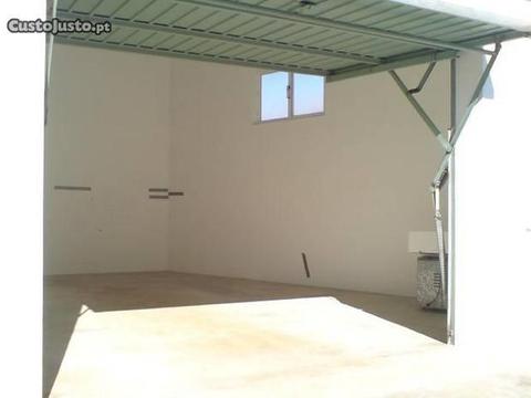 Garagem individual, em Aveiro (freguesia Glória)