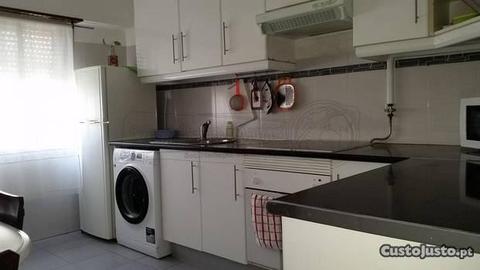 Apartamento T3 em Montijo (MTJ033)