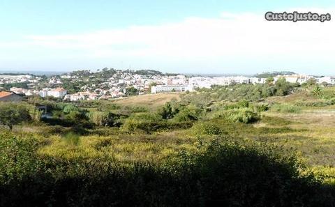 Terreno Urbano com 207m2 Castelo (Sesimbra)
