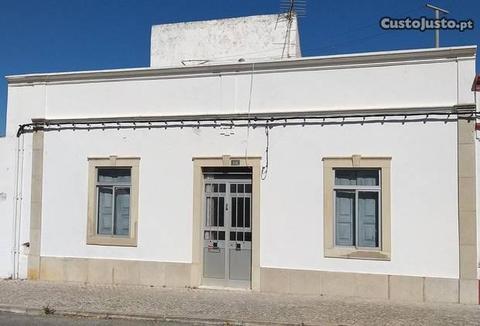 Casa para remodelar em Loulé