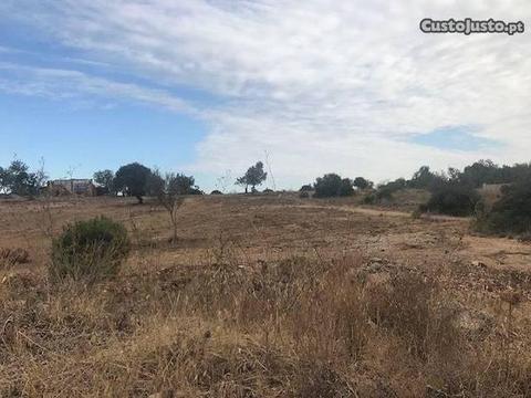 Terreno com 16800m2 Fonte Santa Quarteira Loulé