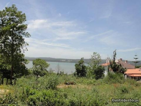 Terrenp urbano com vista para a Lagoa