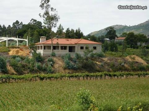 Casa e Terreno 4000m - Ponte de Lima SOB CONSULTA