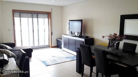 Apartamento T2 Moderno centro Santa Maria de Lamas