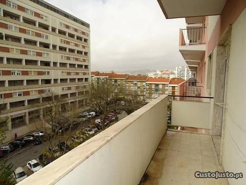 Apartamento T4 no Lumiar Lisboa
