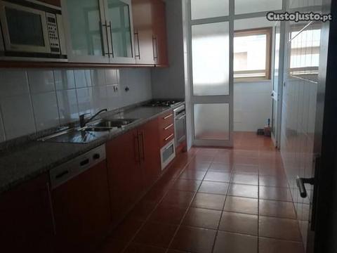 Apartamento T2 próximo à Câmara de Valongo