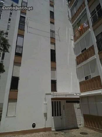 Apartamento T3 Corroios Seixal - SU-BE138637