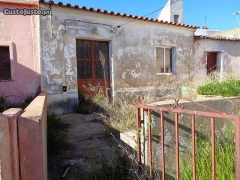 Odelouca/Silves, ótima casa terrea com quintal