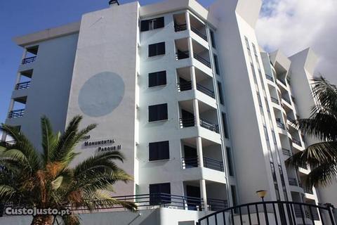 Penthouse Duplex T4+1, nos Piornais, Funchal