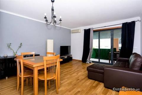 Apartamento T3, com garagem - Qta Anjo - Palmela