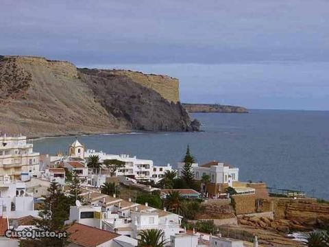 Moradia t3 praia da luz Lagos Algarve