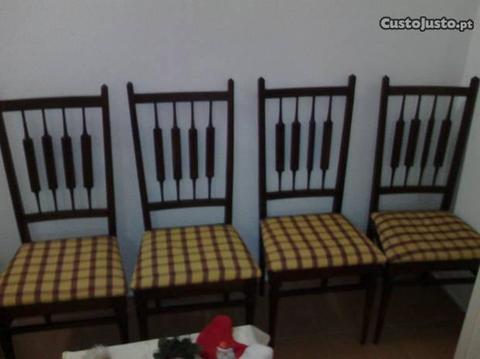 6 Cadeiras Madeira Sólida em Mogno ou Carvalho