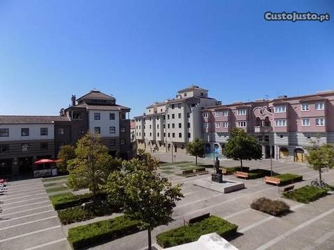 T2 no Centro da Cidade - vc/4663 Beatriz Imob