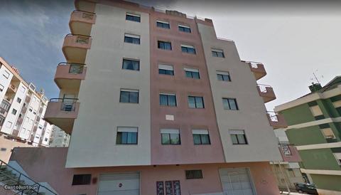 Apartamento rua Adriano dos Santos Gil