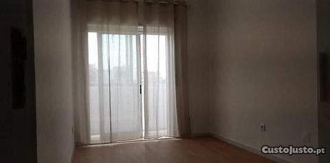 Apartamento T1 ao Metro Marques