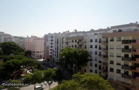 Apartamento T3/ Vanicelos - Setúbal