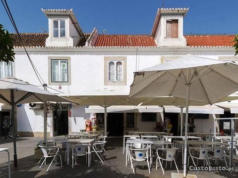 Restaurante na Praça Marquês de Pombal