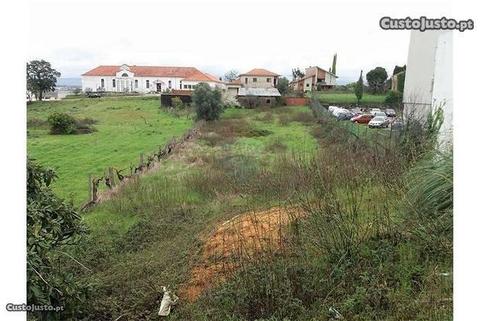 Terreno com viabilidade de construção