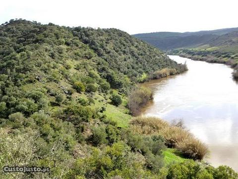 Herdade 365HA ao rio Guadiana, Portugal, Alentejo