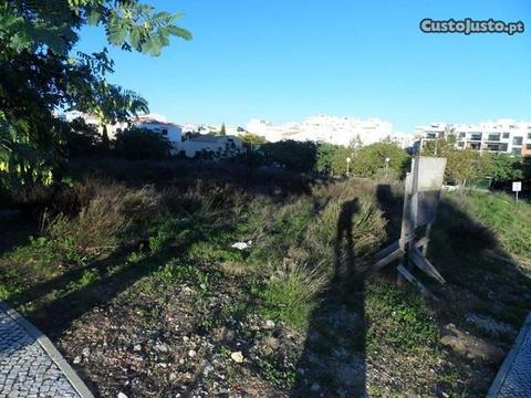 Lote de terreno Urbano com 359m2 Cerro Ruívo