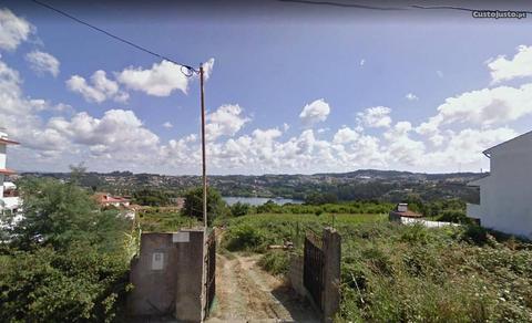 Terreno com vistas sobre o Rio Douro