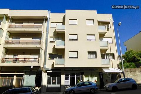 Apartamento T2+1 c/ terraço-pleno centro de Braga