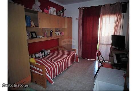 Apartamento T2 c/ Excelentes Áreas