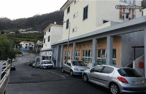 Imóvel de Banco - Loja c/346m2 em Campanário