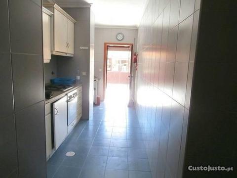 Apartamento T2 em Baguim do Monte com terraço!