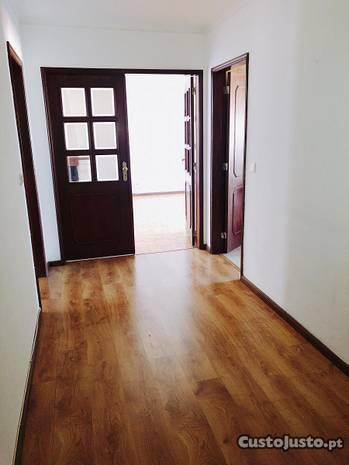 Grande T3 perto do alameda shopping