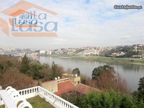 [801181003] Moradia isolada T6, Oliveira do Douro