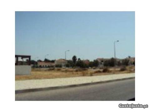 Terreno Urbano Em Palmela. Infra-Estruturas Pagas
