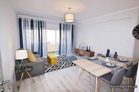 Apartamento T2 Remodelado Praia da Rocha Portimão