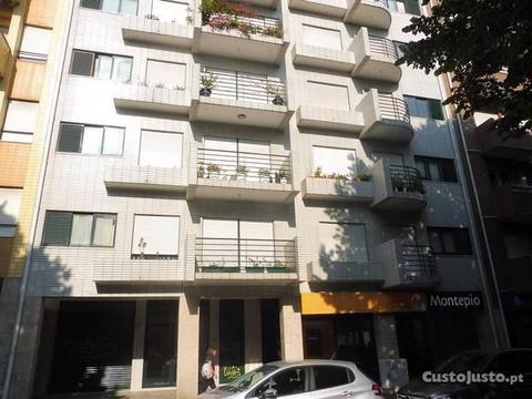 Apartamento T3 c/garagem - Metro Câmara Matosinhos