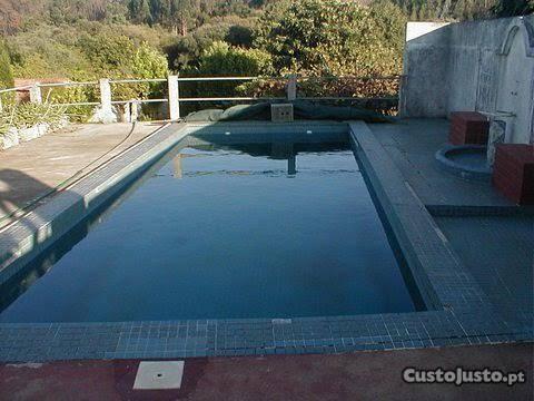Casa rústica com piscina - Albergaria dos Doze