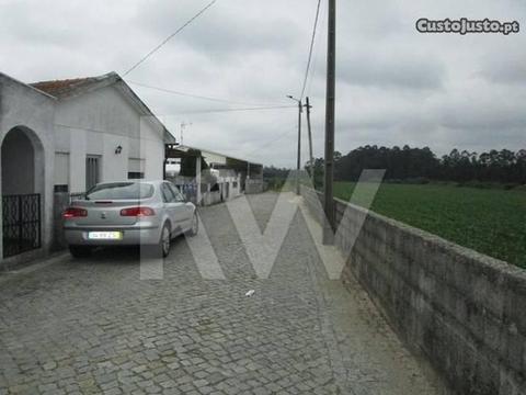 Terreno Rústico Com 2.700 M2 Situado Em Fajozes