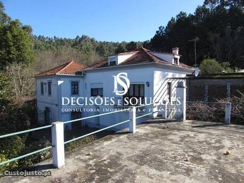 Quinta com 40.000 m2 em Caminha