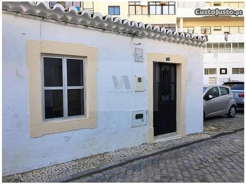 Casa térrea com excelente localização em Faro