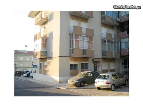 Apartamento T2 c/ 60m2 - Idanha