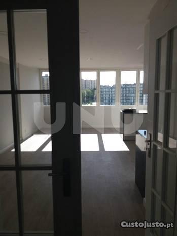 APARTAMENTO T2 centro de Lisboa (renovado)