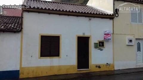 Ref. 1035 Moradia Ribeira Quente