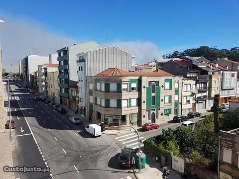 PRÉDIO no centro do Porto, ideal Investimento