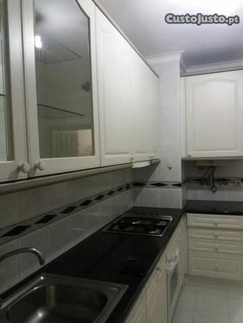 Apartamento T1 na Abelheira