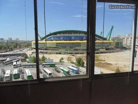 Apt.º T3 Cipriano Dourado ao Estádio do SPORTING