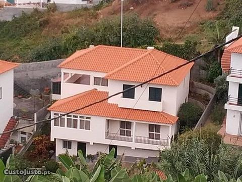 Casa Isolada V3 São Martinho Funchal - RB-2282